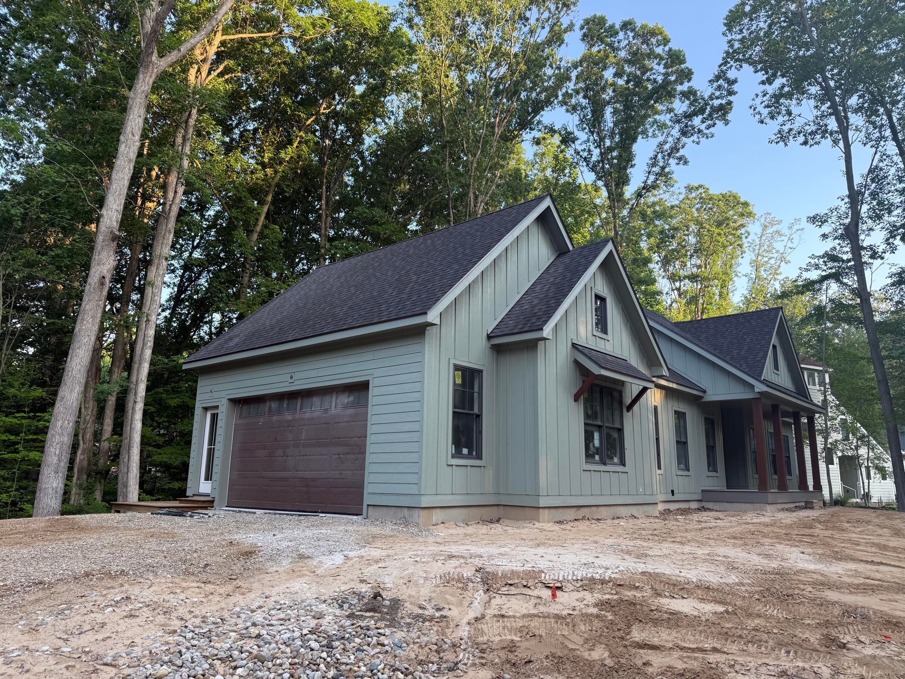 9132 National Parkway