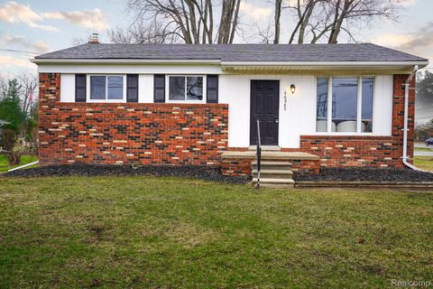 Photo of 46985 Heydenreich Road, Macomb Township, MI 48044 (MLS # 20261018217)