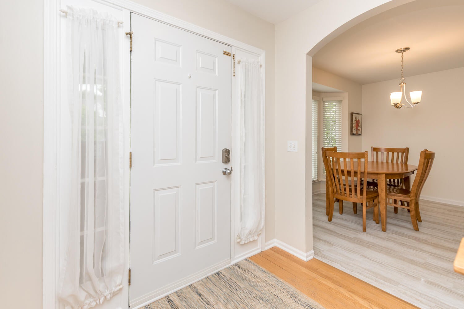 3618 Meadow View Drive
