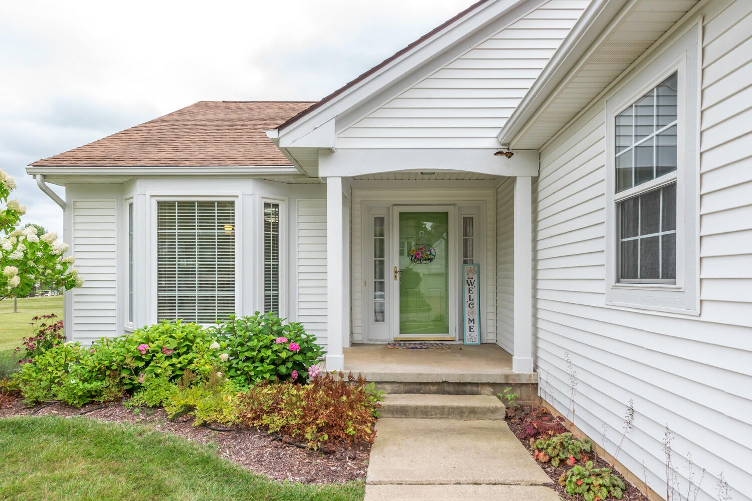 3618 Meadow View Drive