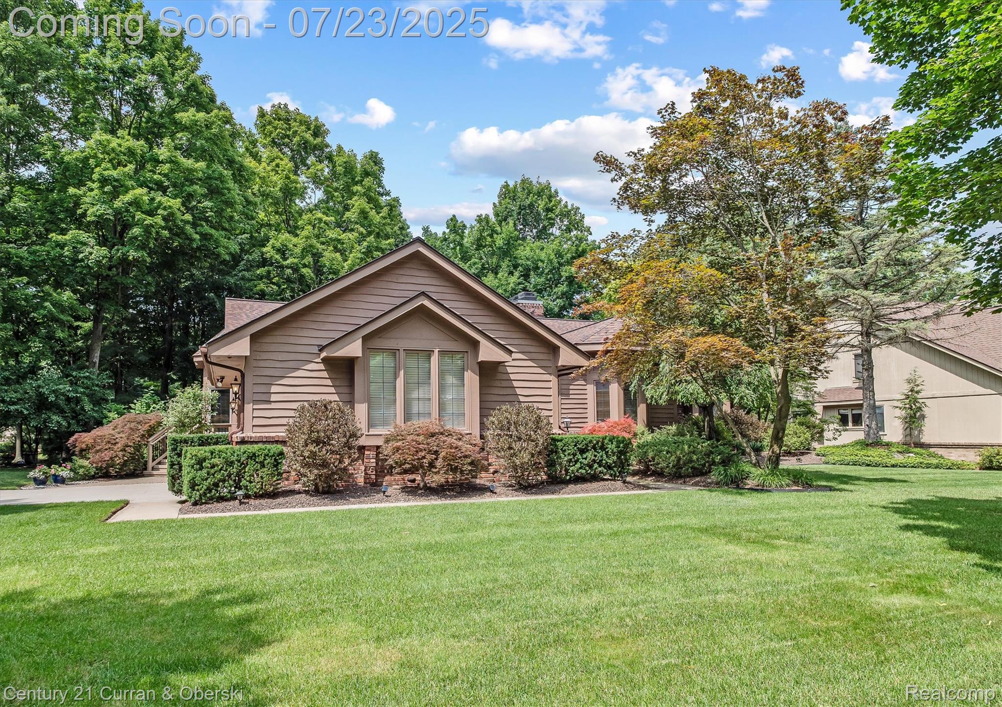 43484 Scenic Lane