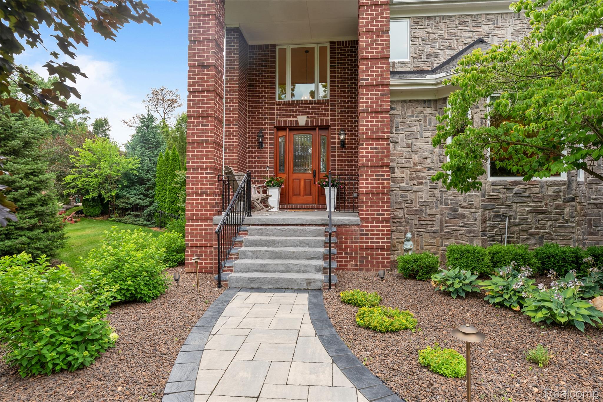 960 Hill Hollow Lane