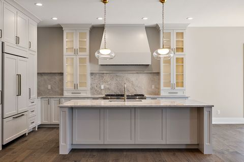 A home in OaklandCharterTownship_Oakland