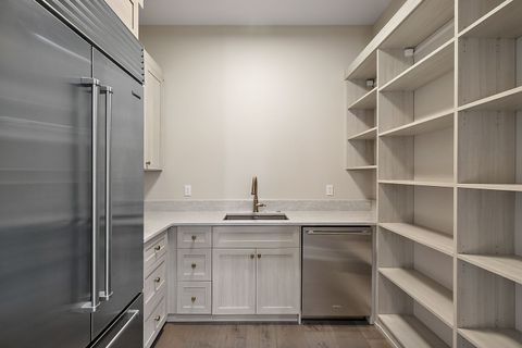 A home in OaklandCharterTownship_Oakland