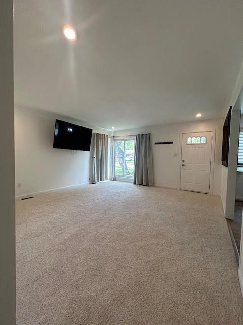 Madison Heights City, Michigan 48071, United States, 3 Bedrooms Bedrooms, ,1 BathroomBathrooms,Residential,Active,129247