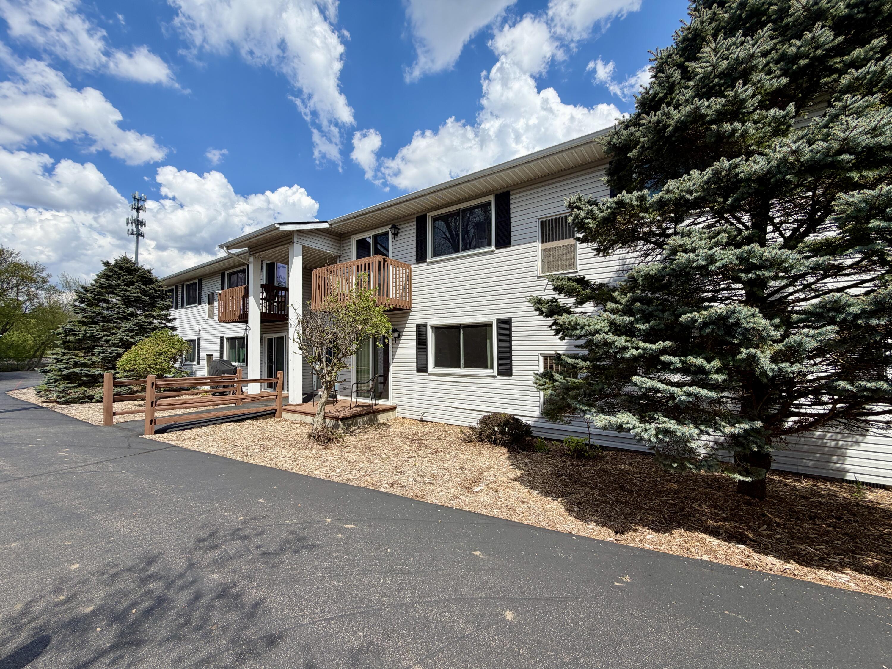 682 W Middle Street Unit #4