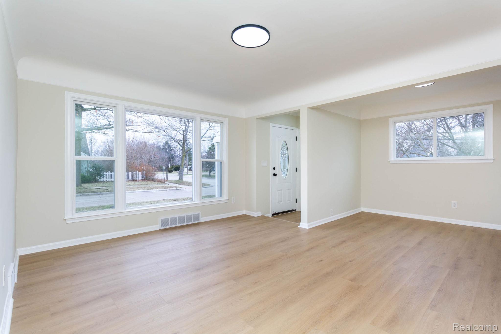 29940 Commonwealth Street