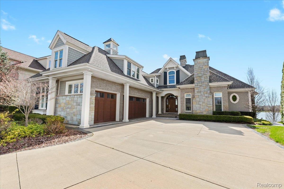 8403 BOULDER SHORES Drive