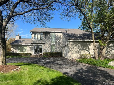 3958 Winterset Court West Bloomfield Charter Township MI 48323