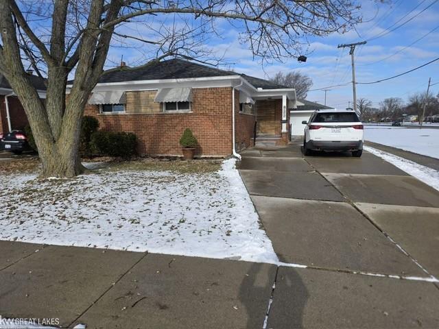 18595 Stephens Drive