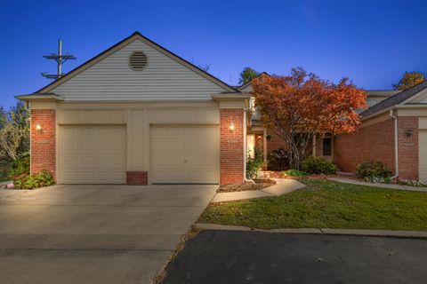 3073 Village Circle Ann Arbor City MI 48108