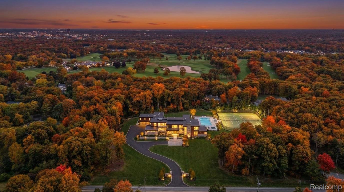 32500 Rockridge Lane