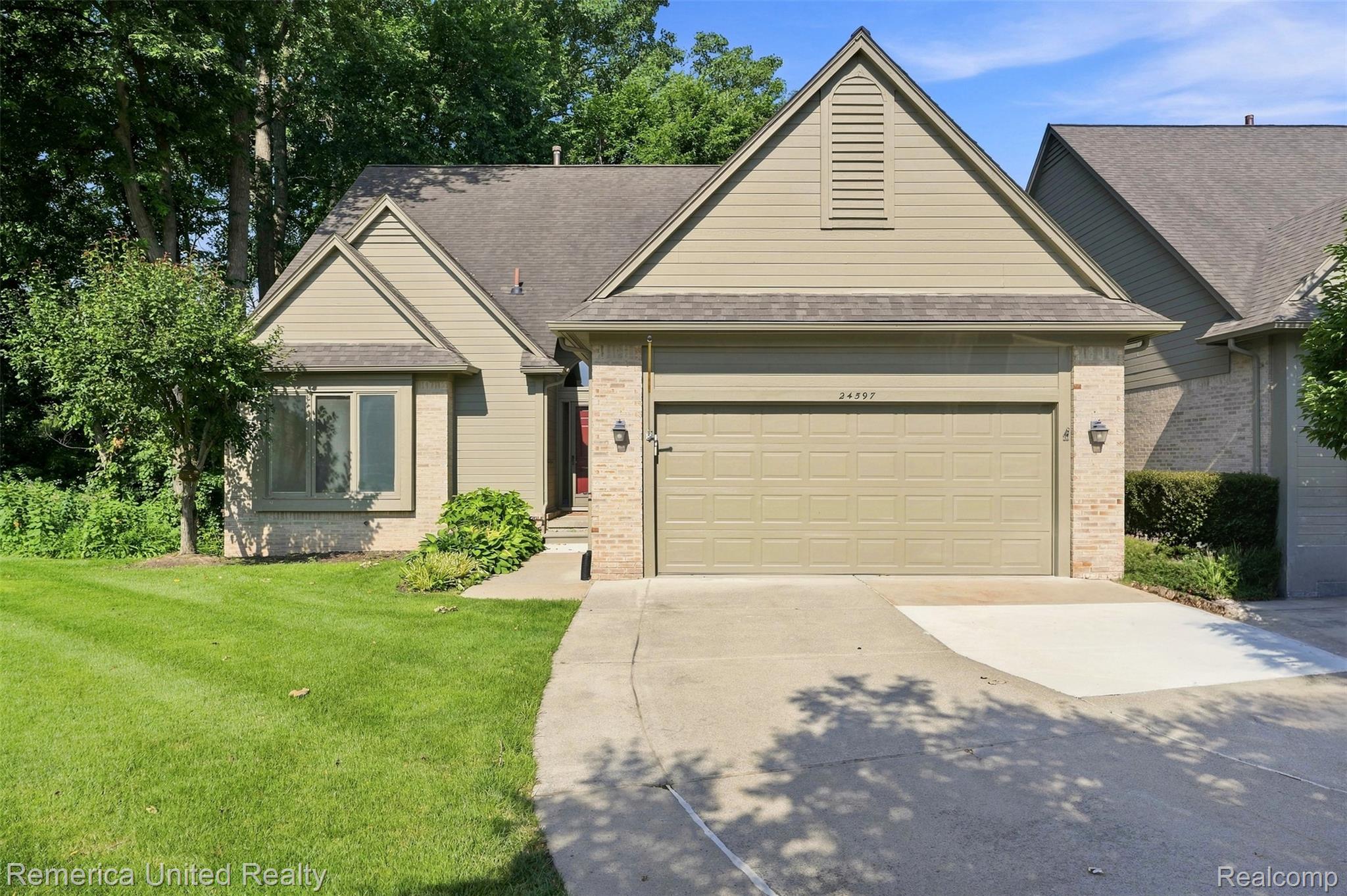 24597 Edgewood Drive