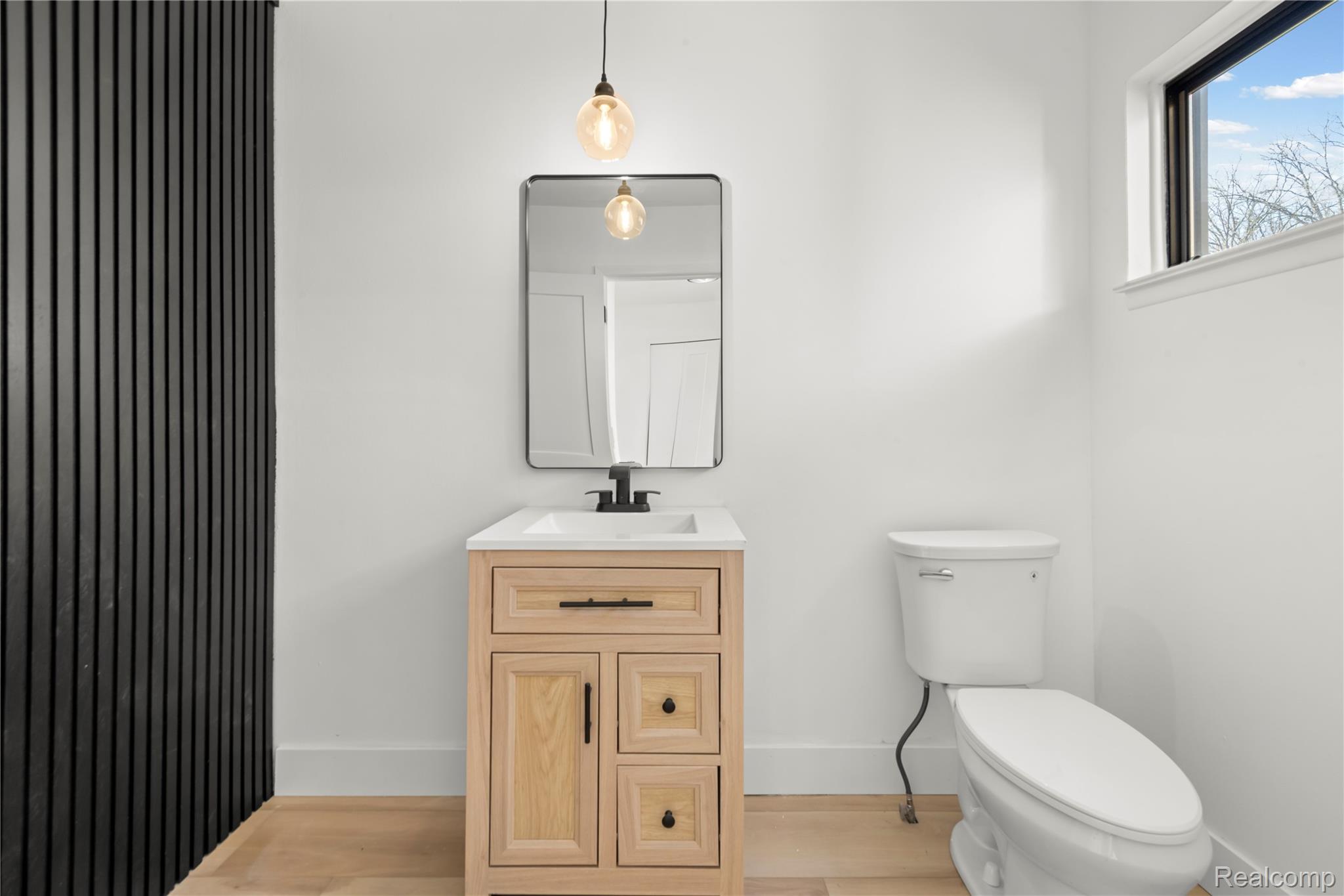 25033 Woodvale Drive N