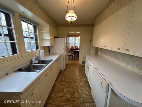 Tiny photo for 721 Frank Street, Flint City, MI 48504 (MLS # 5050197594)