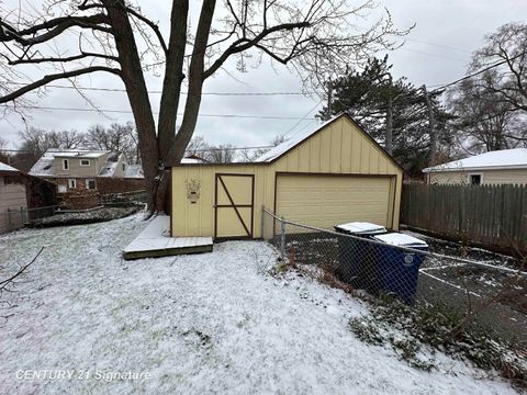 Tiny photo for 721 Frank Street, Flint City, MI 48504 (MLS # 5050197594)