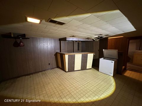 Tiny photo for 721 Frank Street, Flint City, MI 48504 (MLS # 5050197594)