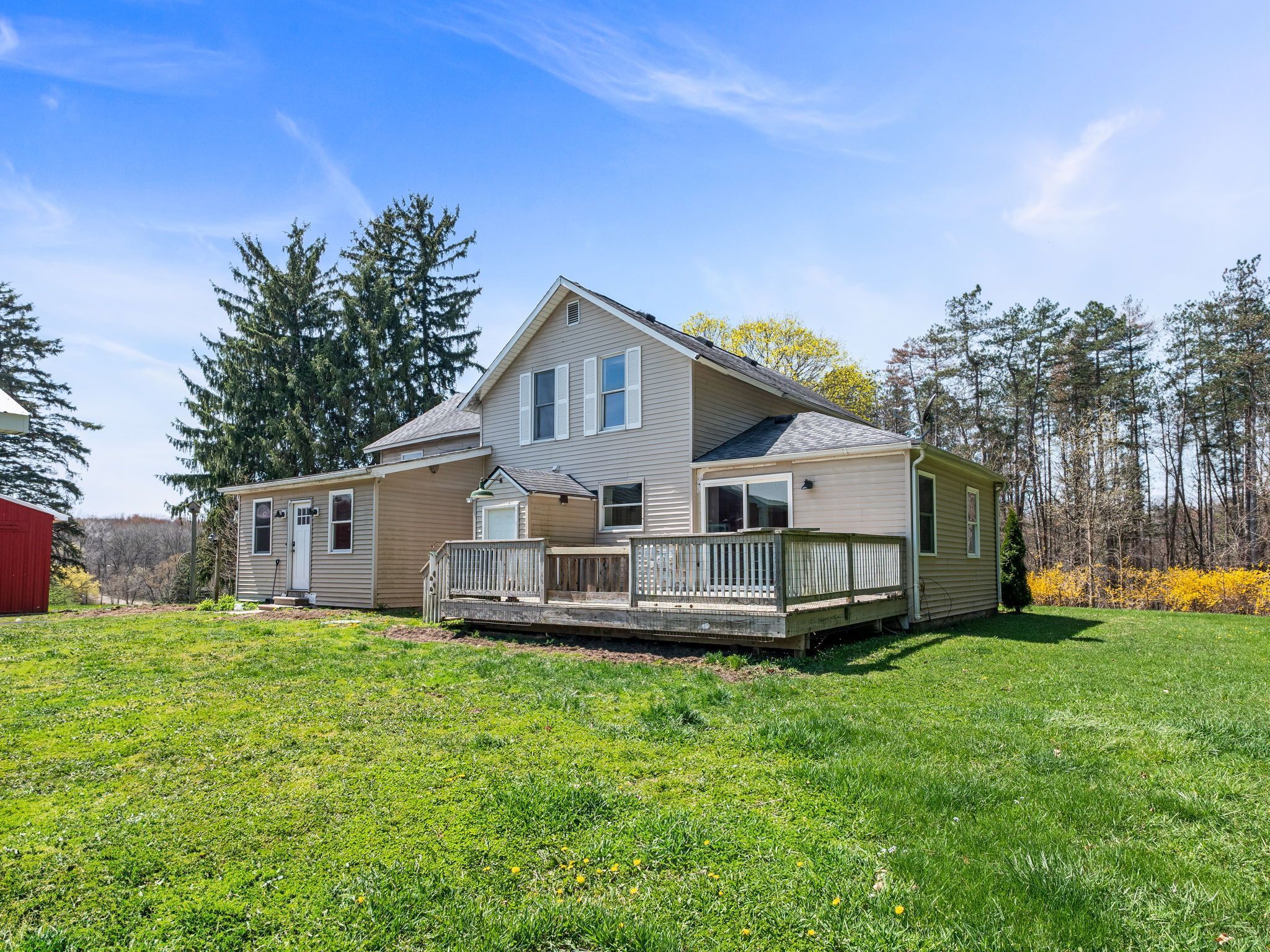 1652 WEAVER Road