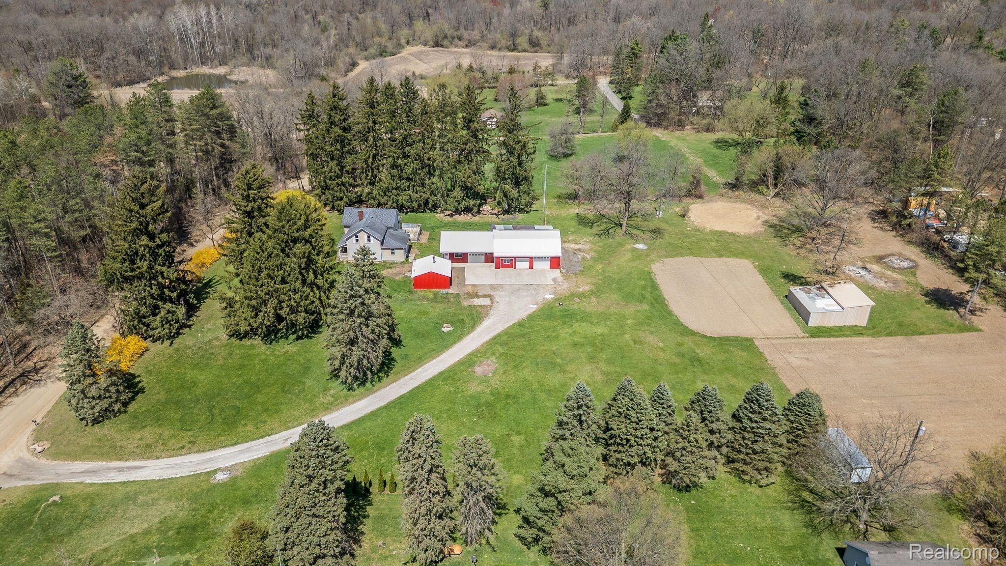 1652 WEAVER Road