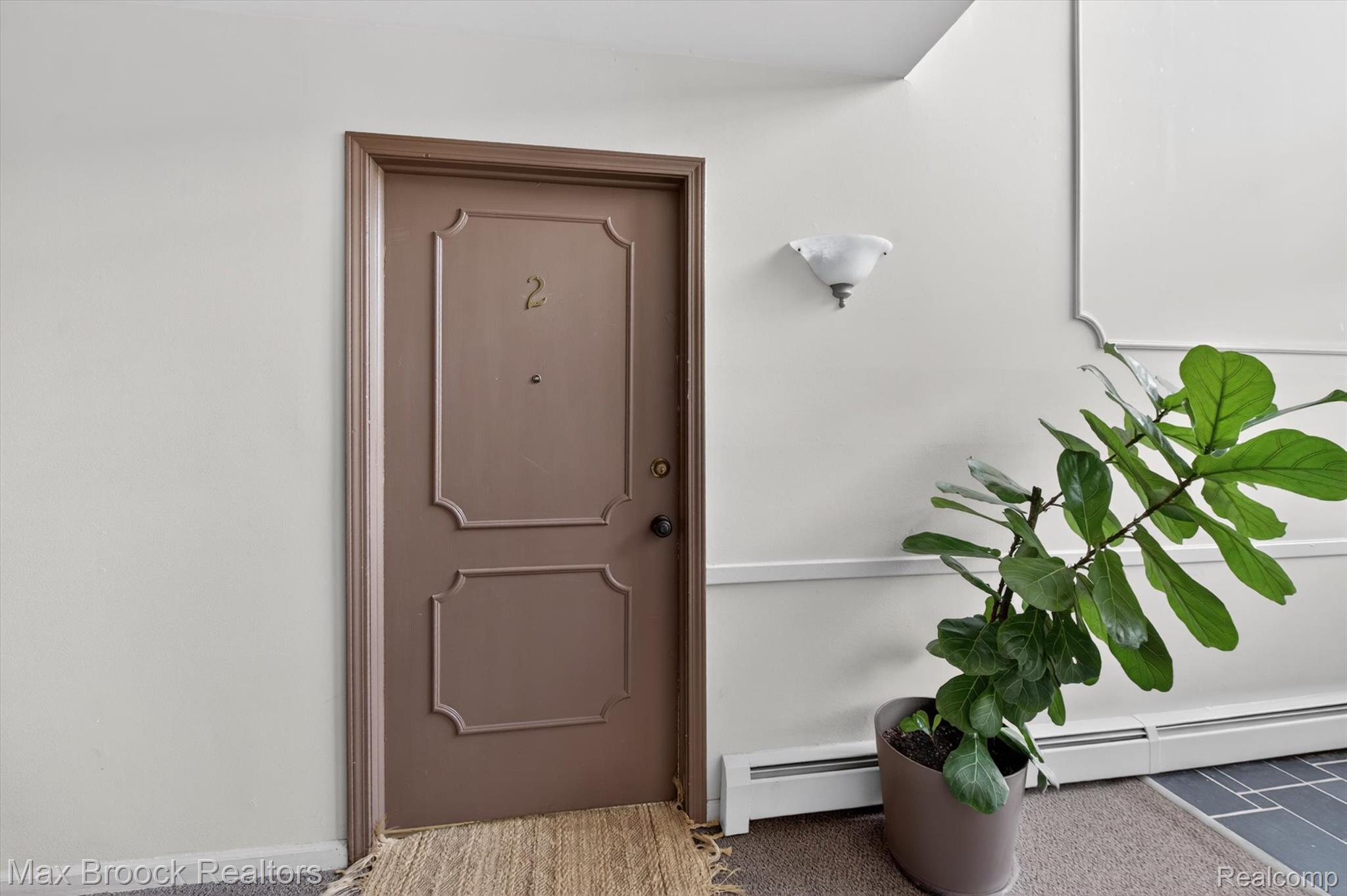 100 W Hickory Grove Road E2