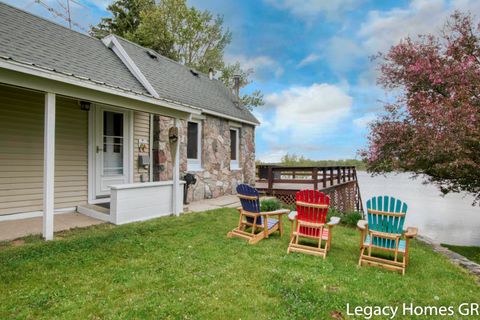 762 Parkwood Drive Belvidere Township MI 48886