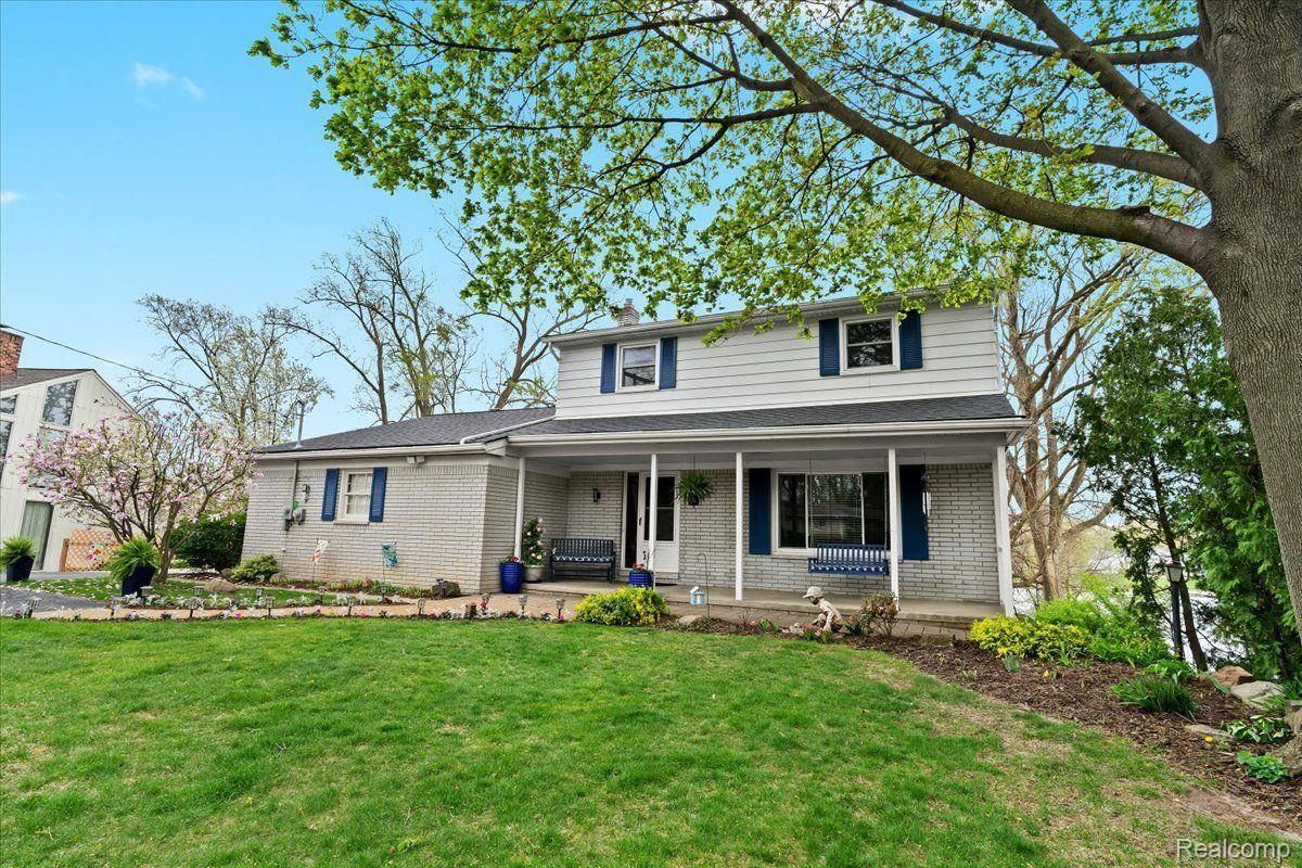 1425 Shankin Drive