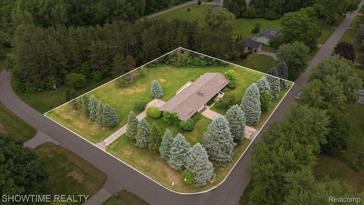 1661 Madeline Drive