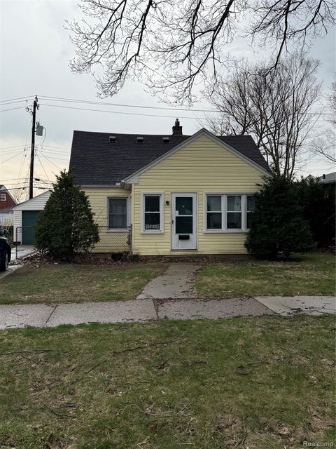 15834 Stephens Drive Eastpointe City MI 48021