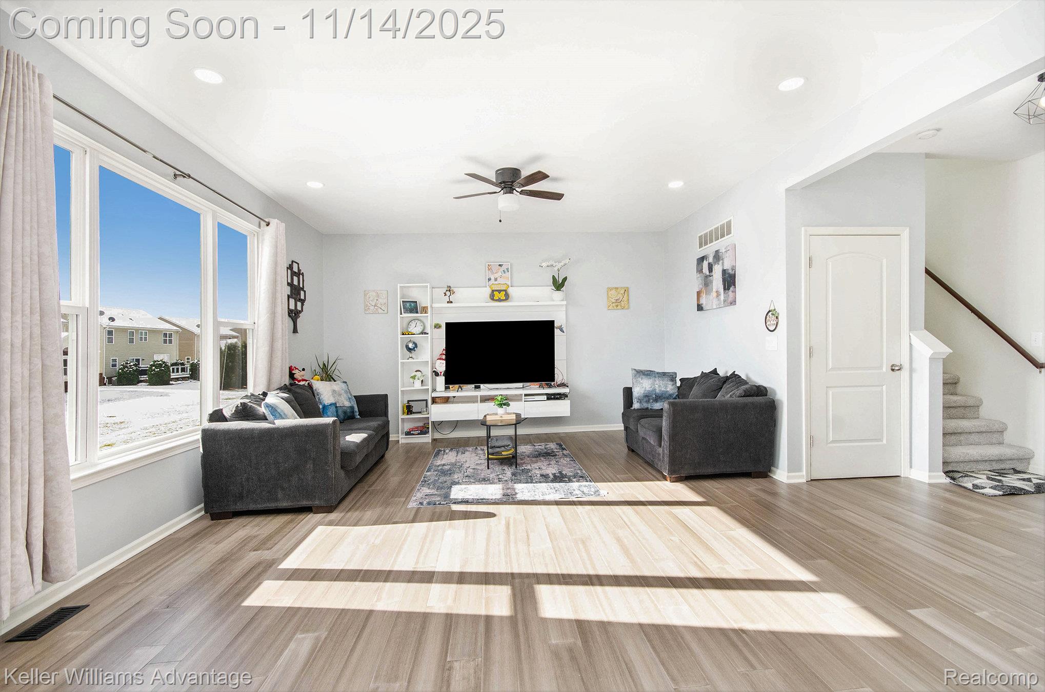 59625 Twin Pines Drive