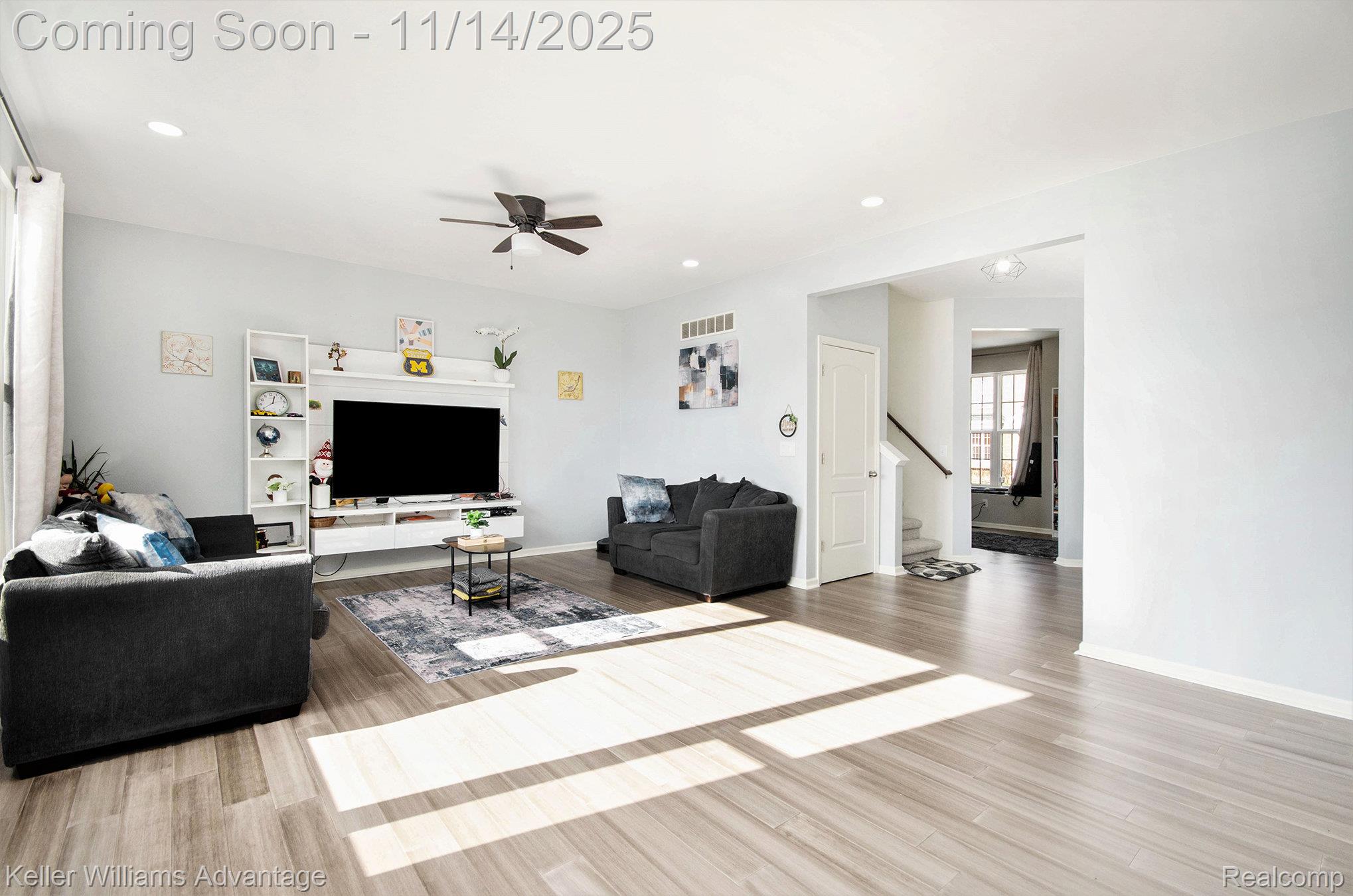 59625 Twin Pines Drive