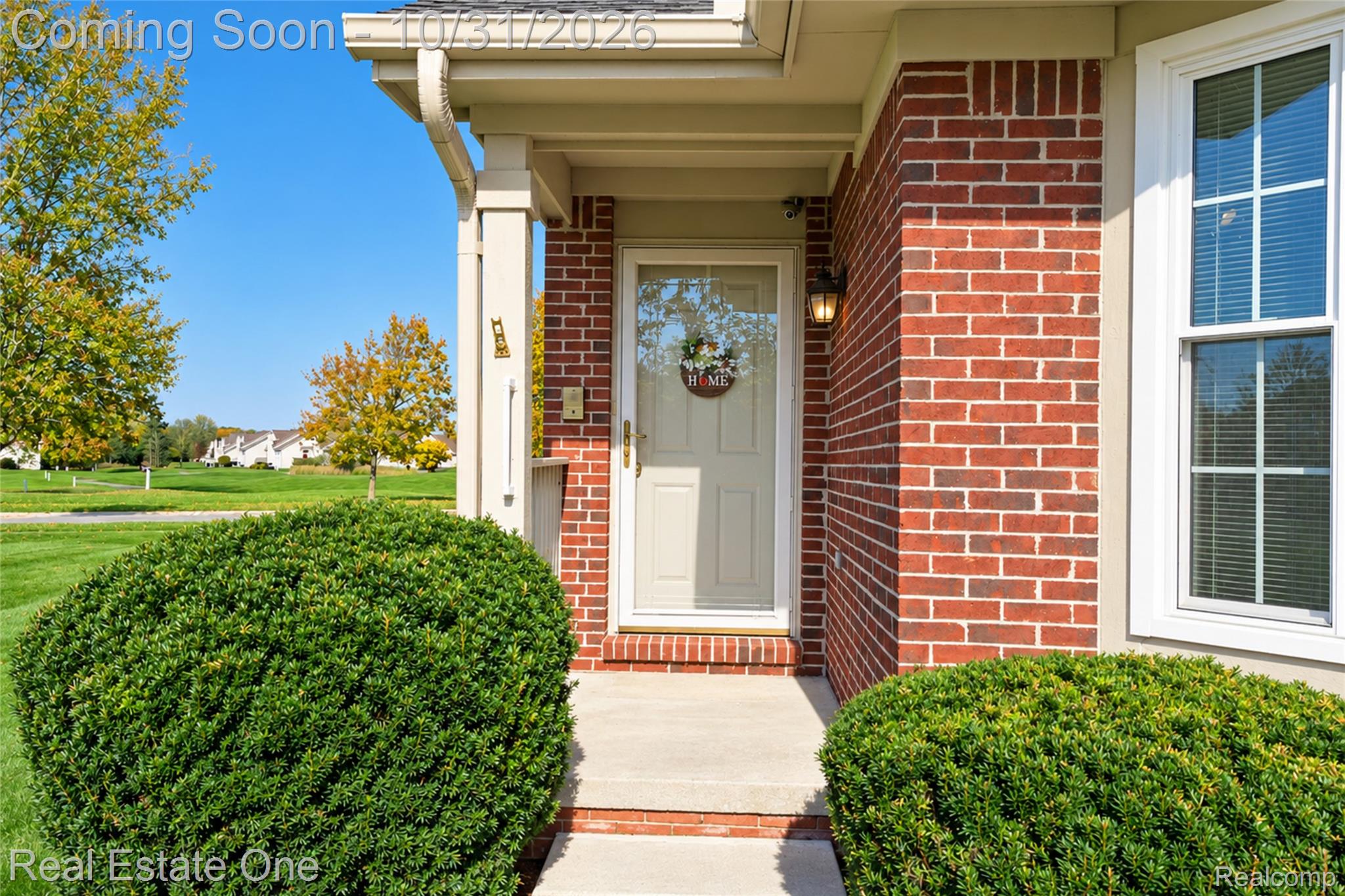 6469 Club Court E 1