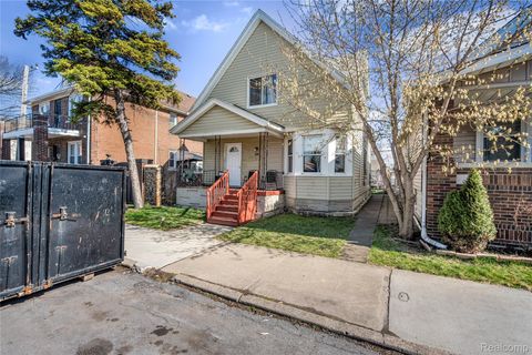 2422 Commor Street Hamtramck City MI 48212