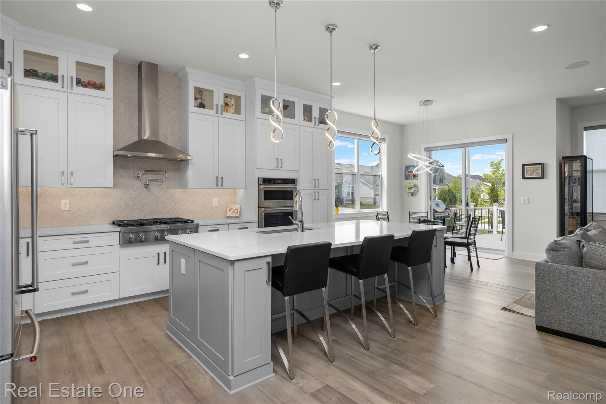 7656 Dunlap Court