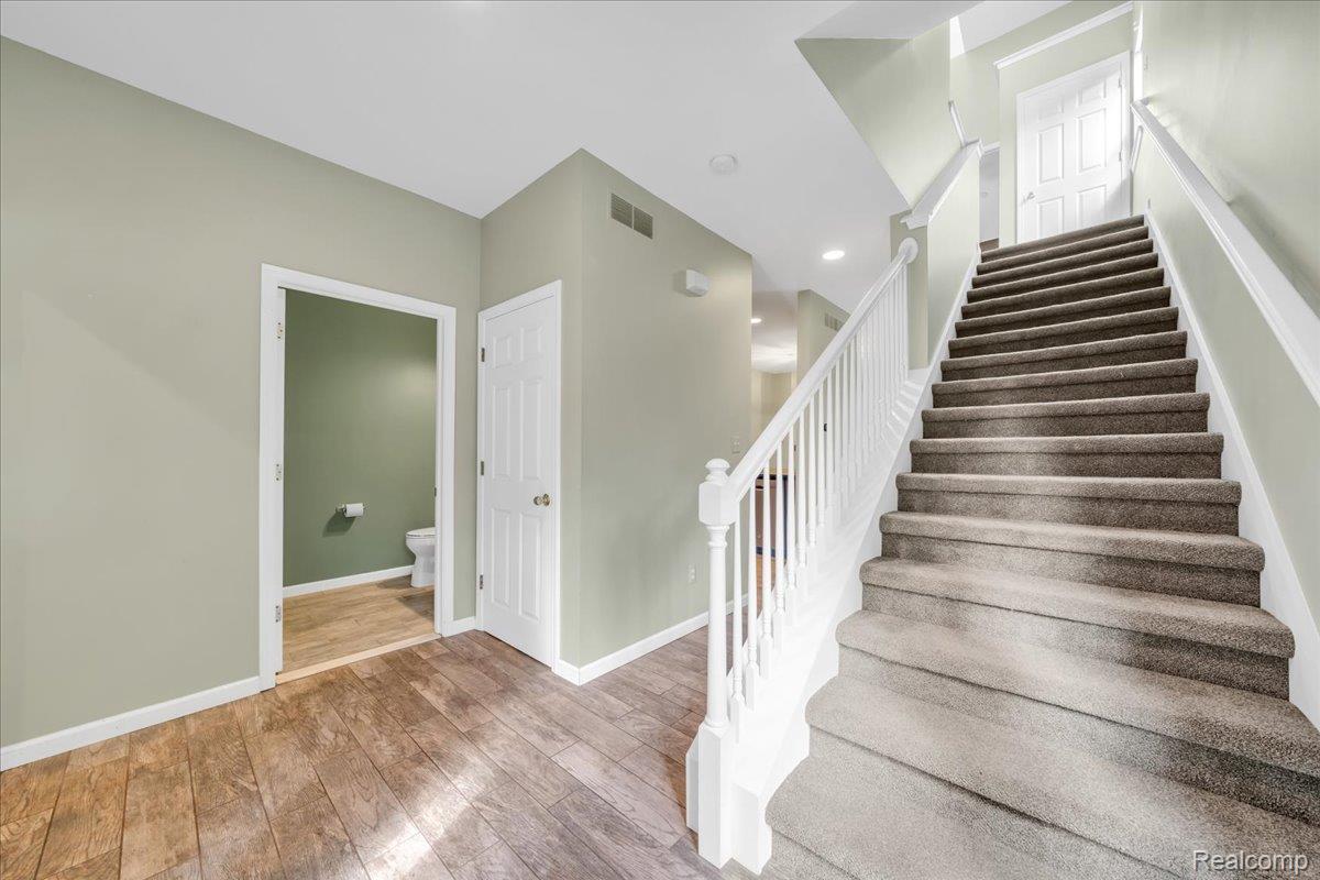 Brighton City, Michigan 48116, United States, 3 Bedrooms Bedrooms, ,4 BathroomsBathrooms,Residential,Active,209917