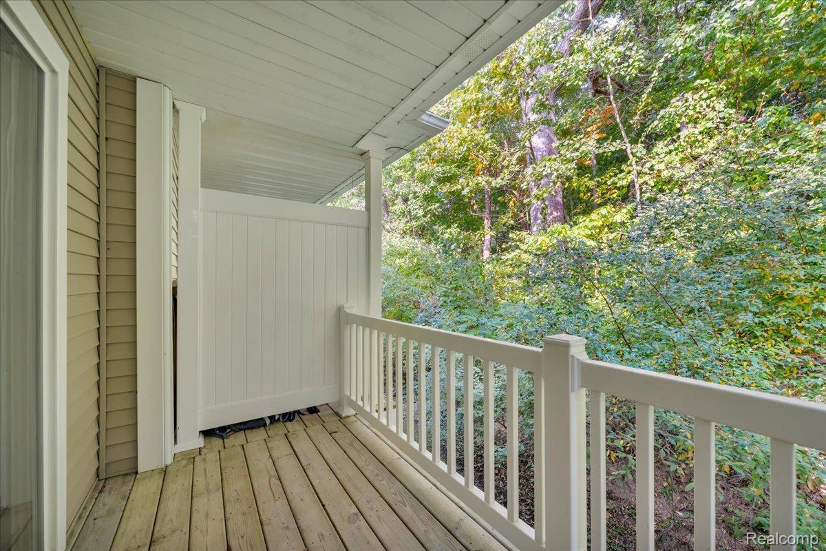 Brighton City, Michigan 48116, United States, 3 Bedrooms Bedrooms, ,4 BathroomsBathrooms,Residential,Active,209917