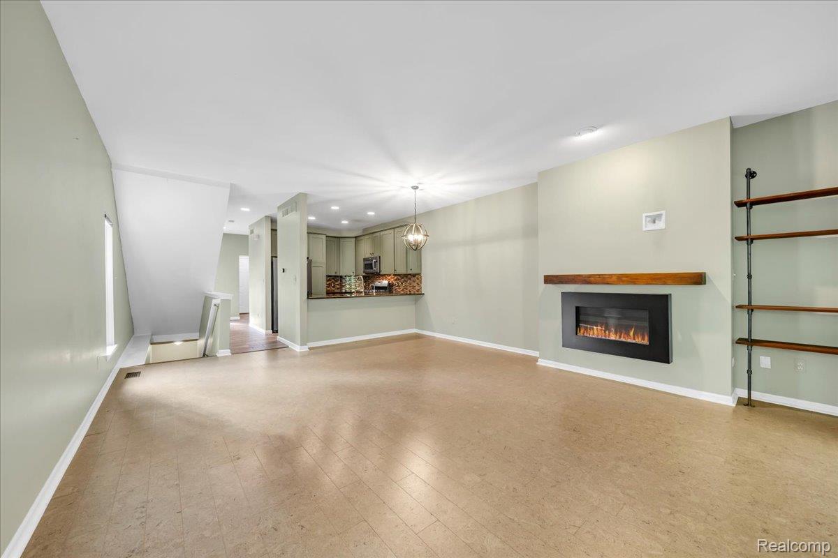 Brighton City, Michigan 48116, United States, 3 Bedrooms Bedrooms, ,4 BathroomsBathrooms,Residential,Active,209917