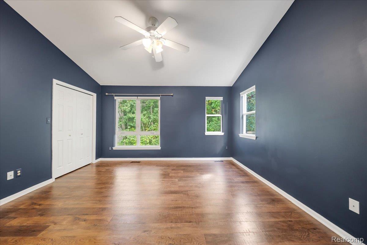 Brighton City, Michigan 48116, United States, 3 Bedrooms Bedrooms, ,4 BathroomsBathrooms,Residential,Active,209917