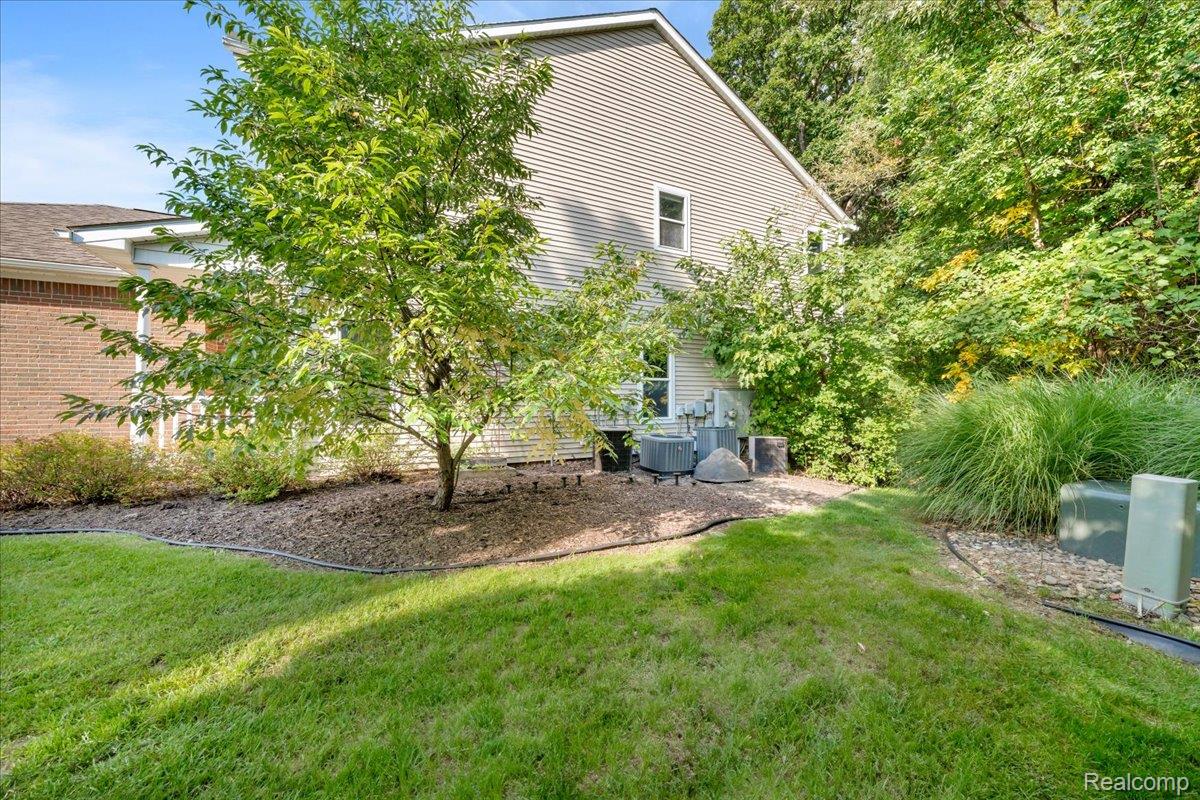 Brighton City, Michigan 48116, United States, 3 Bedrooms Bedrooms, ,4 BathroomsBathrooms,Residential,Active,209917