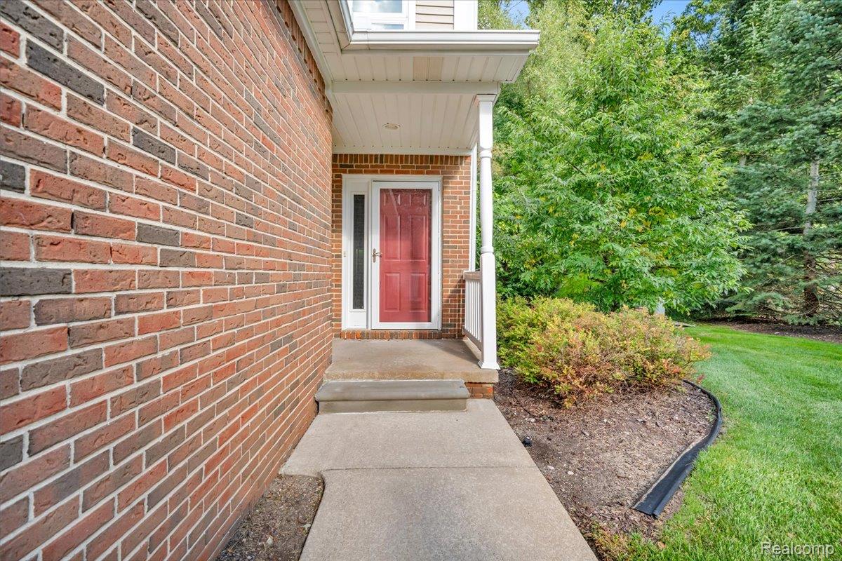 Brighton City, Michigan 48116, United States, 3 Bedrooms Bedrooms, ,4 BathroomsBathrooms,Residential,Active,209917