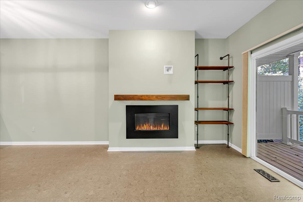 Brighton City, Michigan 48116, United States, 3 Bedrooms Bedrooms, ,4 BathroomsBathrooms,Residential,Active,209917