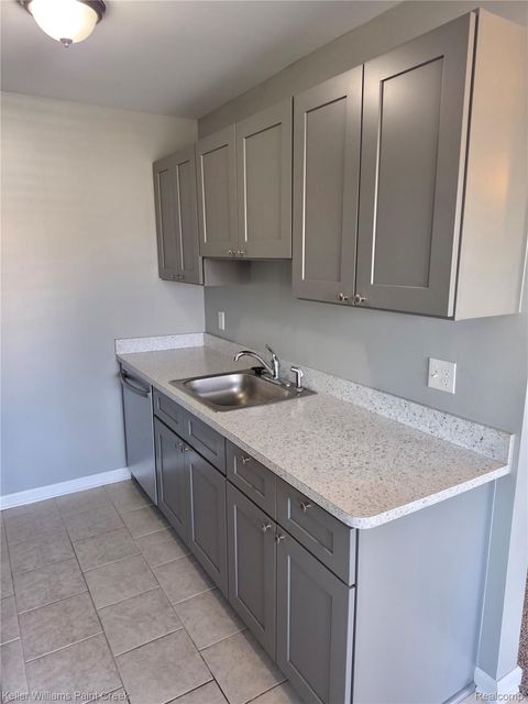 Tiny photo for 17438 Utica Oaks Lane #16, Roseville City, MI 48066 (MLS # 20261020379)