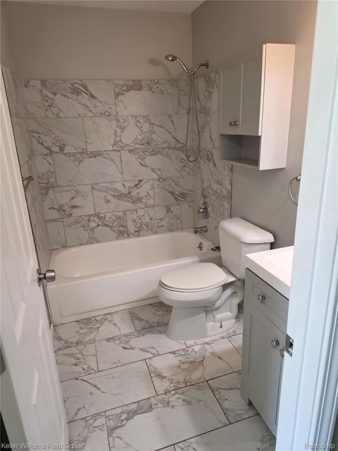 Tiny photo for 17438 Utica Oaks Lane #16, Roseville City, MI 48066 (MLS # 20261020379)