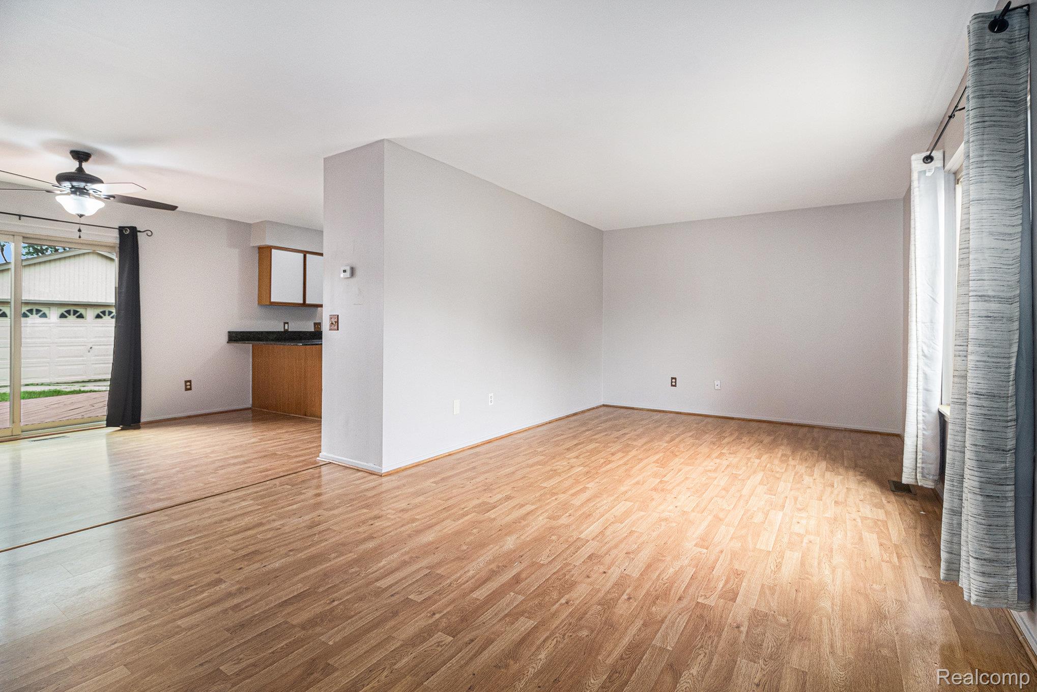 407 N Willard Road
