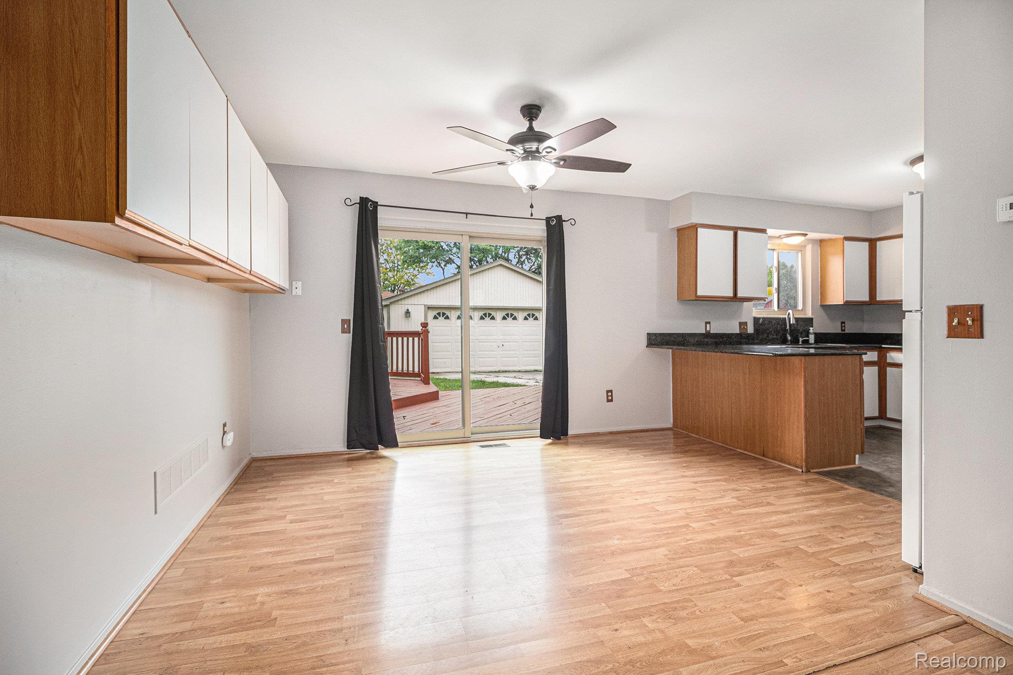 407 N Willard Road