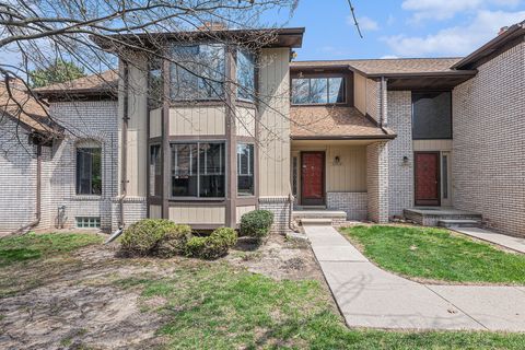 20509 VILLA GRANDE Circle Clinton Charter Township Macomb MI 48038