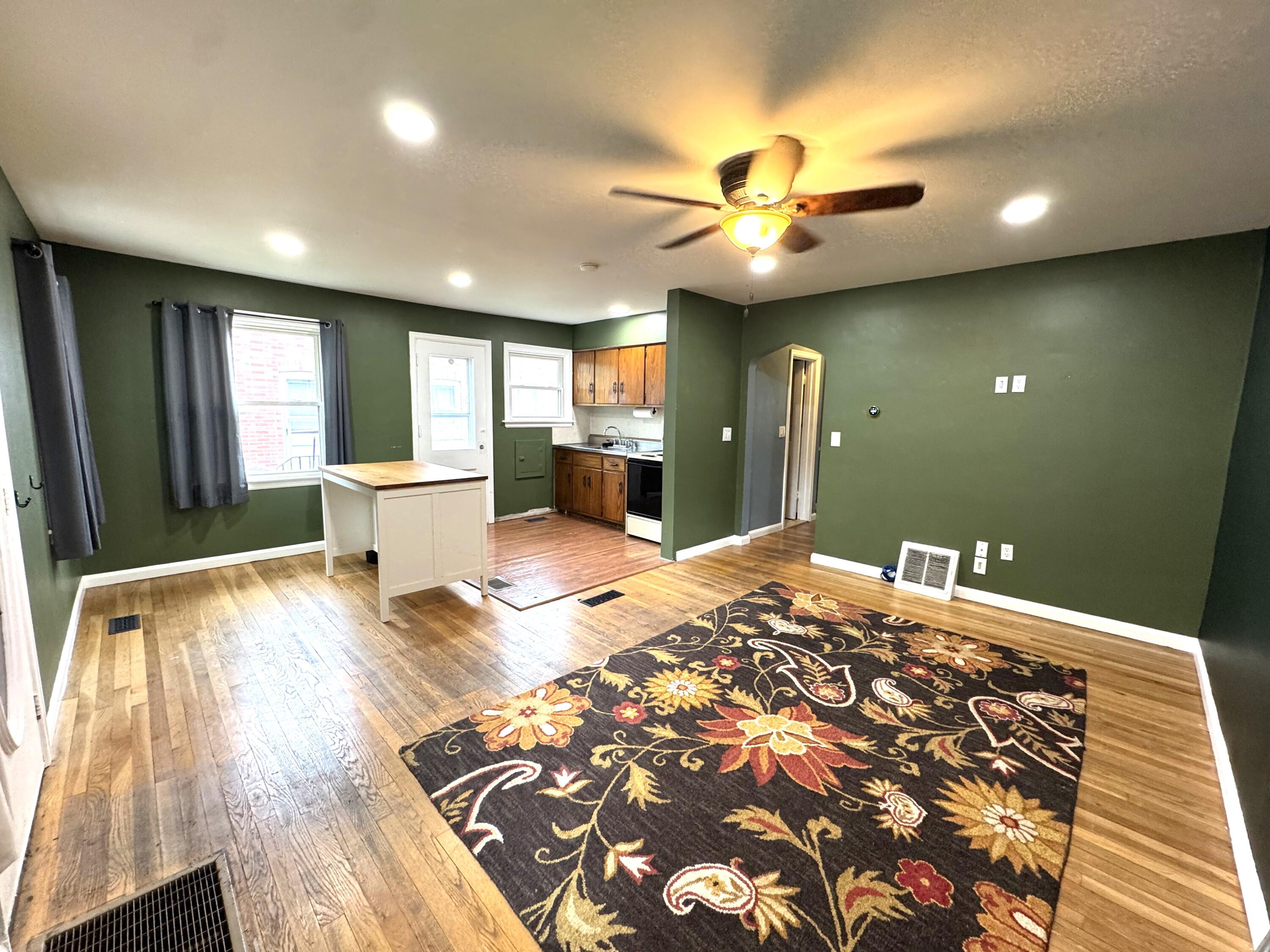 546 Northwestern Drive
