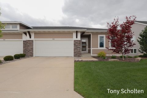 3352 Golden Eagle Way 47 Georgetown Charter Township MI 49426