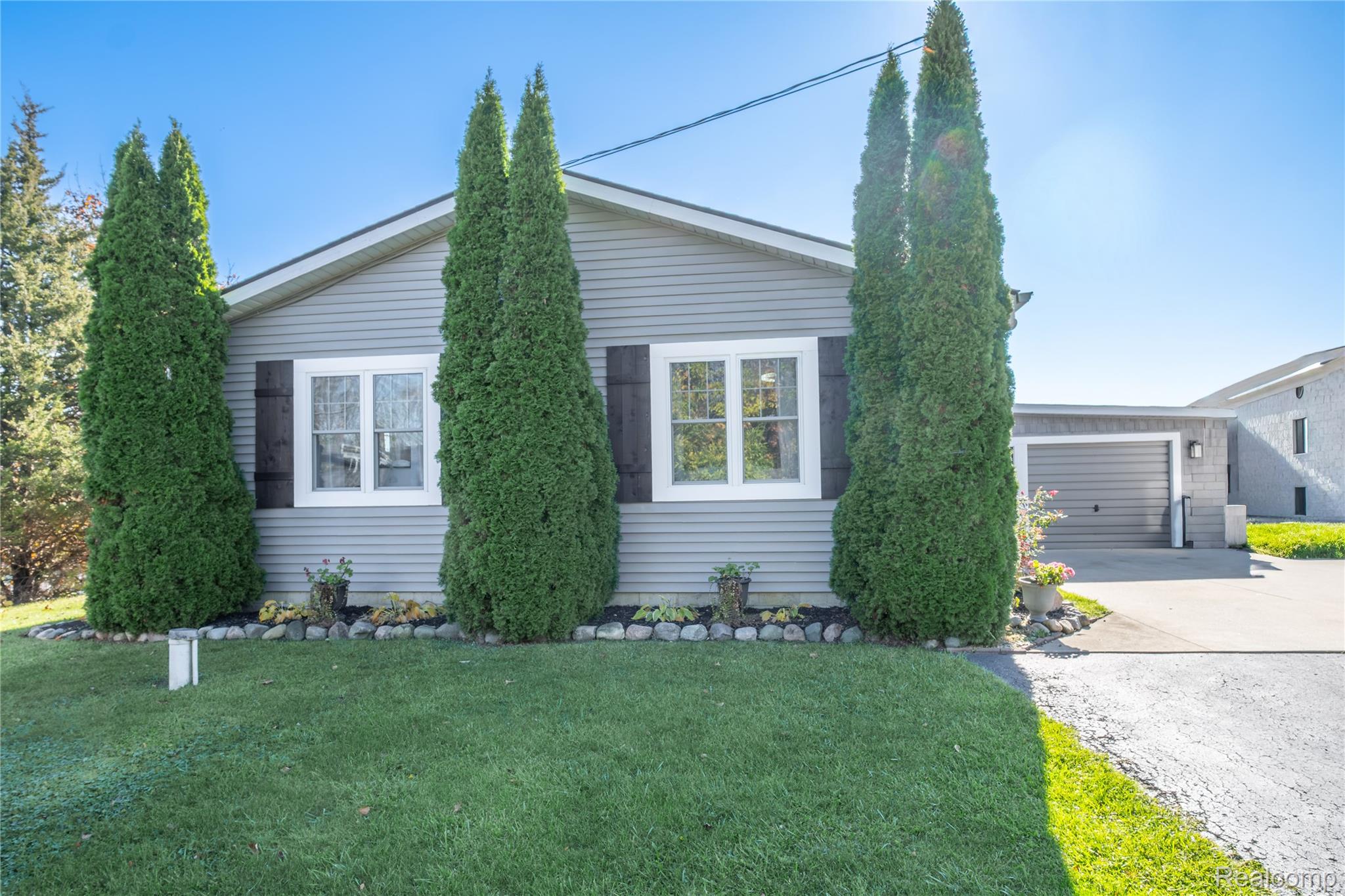 10476 Runyan Lake Road