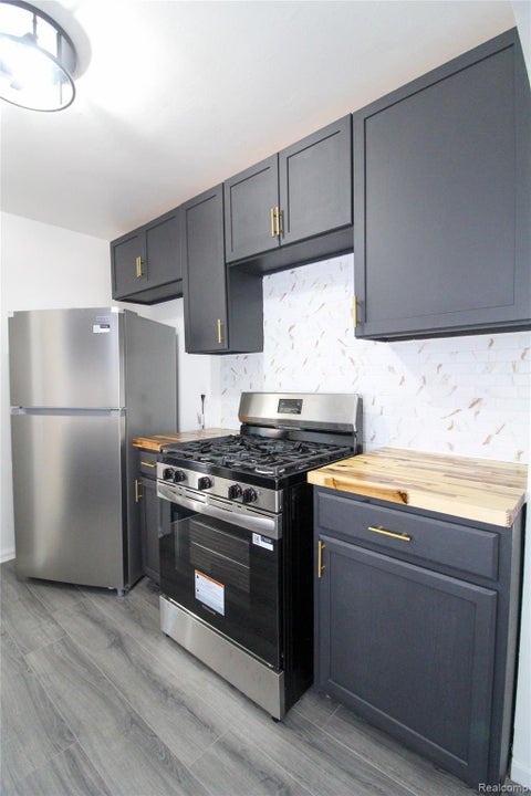 Tiny photo for 18244 Faust Avenue, Detroit City, MI 48219 (MLS # 20261069438)