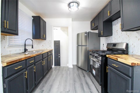 Tiny photo for 18244 Faust Avenue, Detroit City, MI 48219 (MLS # 20261069438)